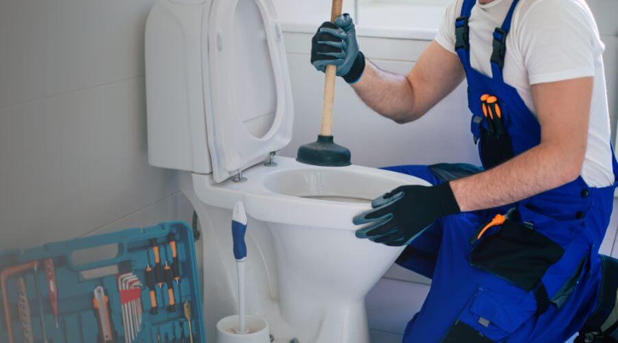 Professional bathroom faucet installation in House, NM